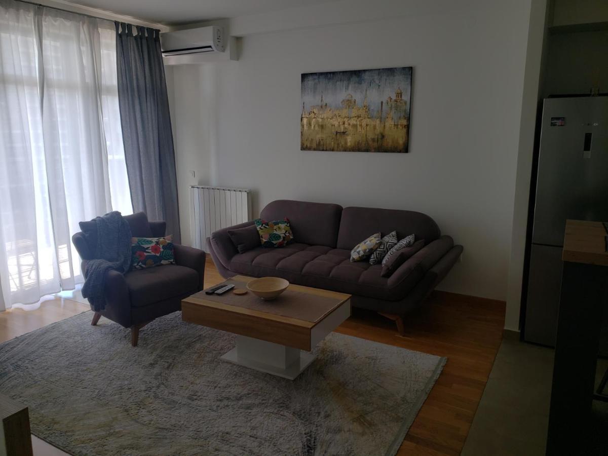 B-G Waterfront Apartment Белград Экстерьер фото
